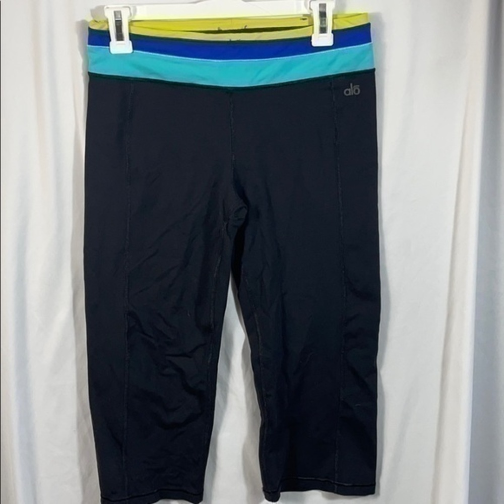 Alo Women's Capri Yoga Pants Size Small